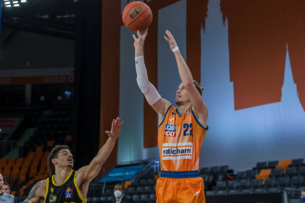 又能创造速 又能创造速