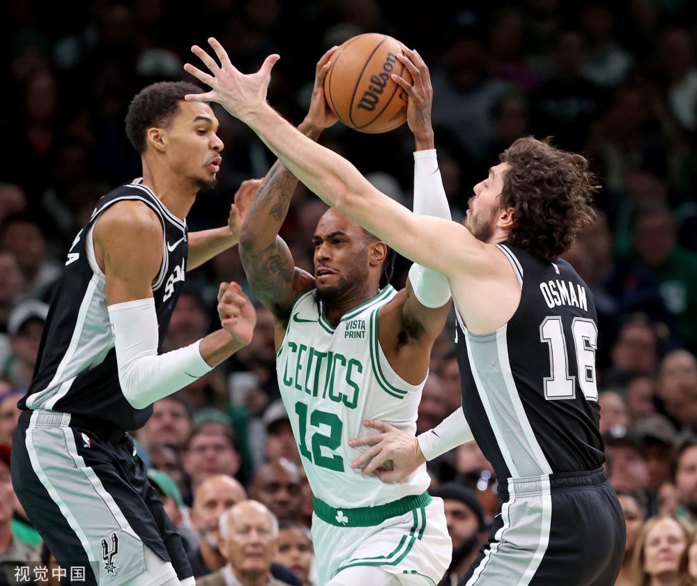 在拉锯战中 在拉锯战中